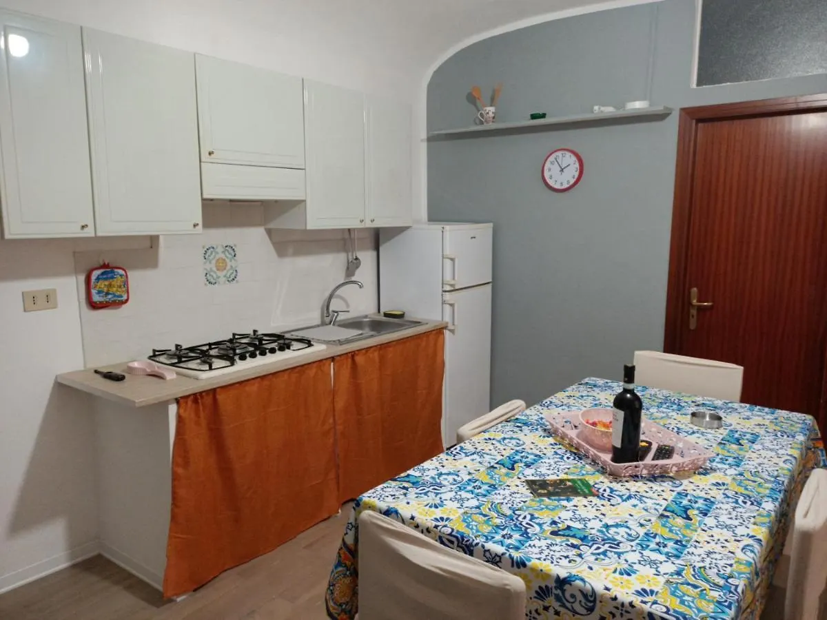 Apartment La Casetta Del Centro Palermo Italy